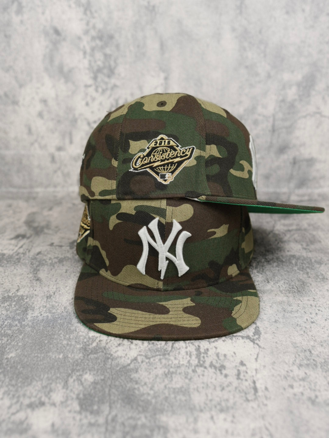Camouflage NY Fitted